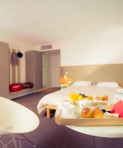 Alternative view of Victoria Garden