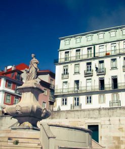 Alternative view of As Janelas Verdes