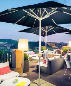 Alternative view of H10 Port Vell