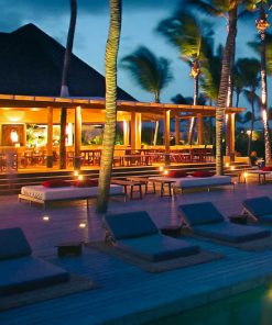 Alternative view of Le Sereno